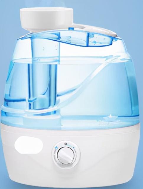 性价比高耐打的羽毛球，羽毛球买什么样的好用耐打（如何选择质优价廉的羽毛球）