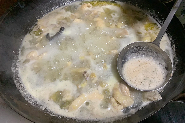 冬天煲什么汤好喝又下饭，建议：冬季常喝这5碗汤