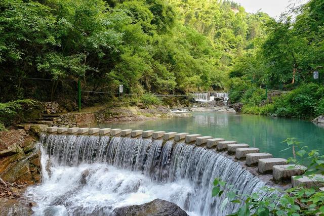浙江在哪个省哪个城市，浙江在哪里哪个省份哪个市（这座浙江C位城市究竟有多“牛”）