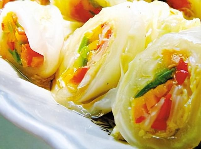 烟筒白菜是哪里的菜，烟筒白菜是哪个地方的菜（粤菜系：深味—烟筒白菜）