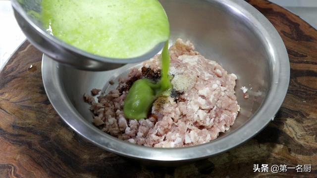 芹菜饺子馅的做法，芹菜饺子馅的做法大全（头伏的饺子用这4种菜调馅）