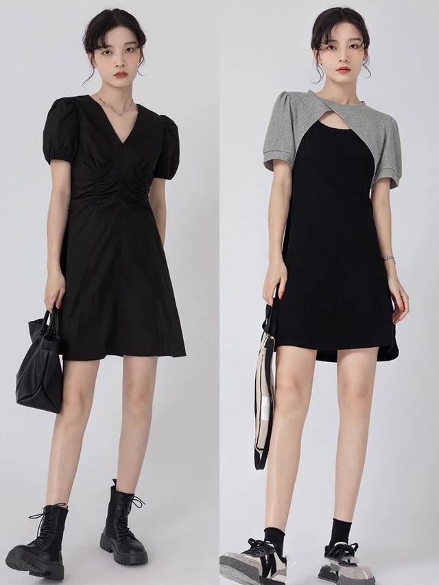 冬季黑色半身裙怎么搭配上衣图片("小黑裙"穿搭合集)