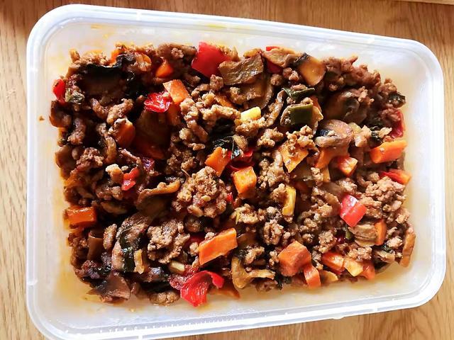 虾怎么炸又酥又脆，怎样炸小河虾酥脆窍门（制作炸大虾的面糊有技巧）