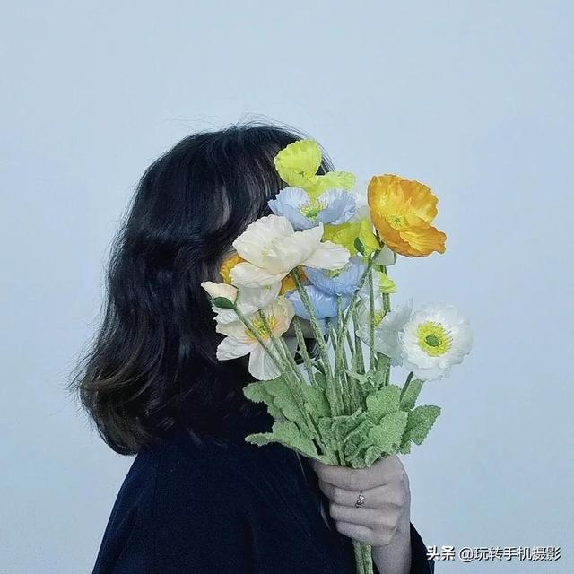 女生模糊头像微信，女生模糊头像（不露脸微信头像自拍）