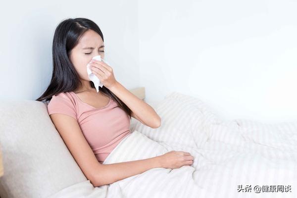 夏天天天洗澡好不好，夏天天天洗澡好吗（还是几天洗一次更好）