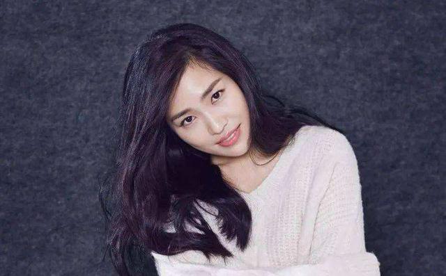 张艺谋女儿张末，张艺谋大女儿张末离婚吗（女儿张末嫁了欧美人）