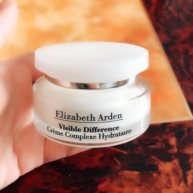 欧莱雅葡萄籽系列适合什么年龄，欧莱雅葡萄籽系列适合什么肤质（适合夏天的4款“保湿面霜”）