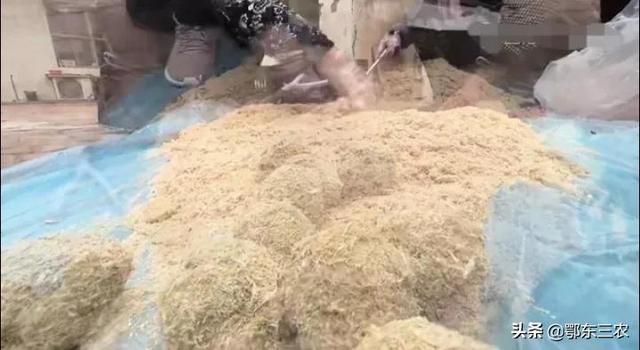 变蛋的制作方法和配方，变蛋的制作方法（农村家庭自己腌制皮蛋）