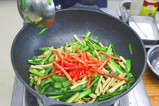 吃啥补蛋白最快最好，吃什么补蛋白质最快（5样优质蛋白要多吃）