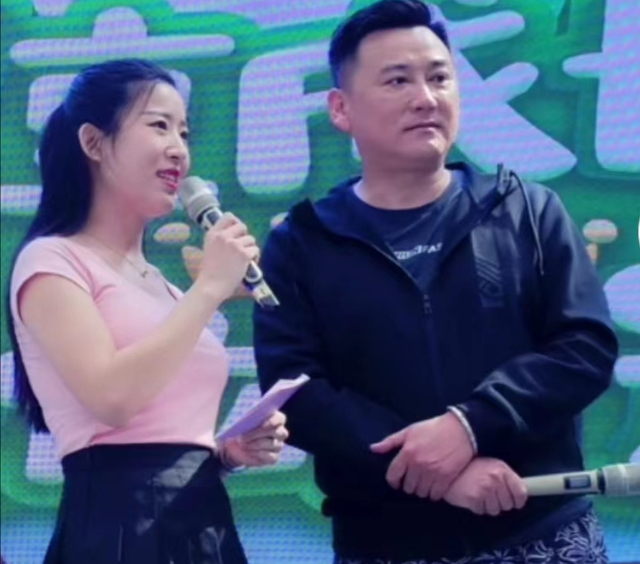 演员刘小锋：娶小16岁娇妻，婚后胖若两人，今51岁胖到观众认不出