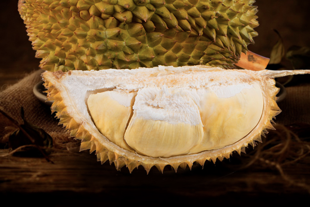 榴莲的品种有几种，榴莲有几种几个品种（榴莲中的猫山王、金枕、托曼尼、黑刺分别指啥）