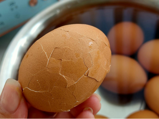 茶叶蛋的做法，制作简单味道一流（茶叶蛋的做法 最正宗的做法视频）