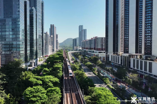 深圳怎么去香港，深圳到香港怎么走（深圳地铁和香港重铁今起扫码乘车互联互认）