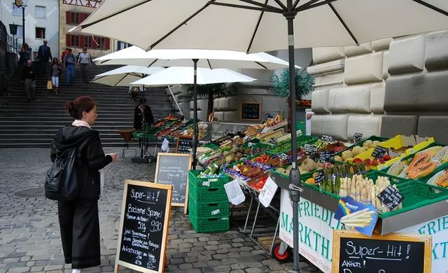 美团是谁的旗下公司，美团是谁的旗下公司名称（美团优选将退出西北四省）