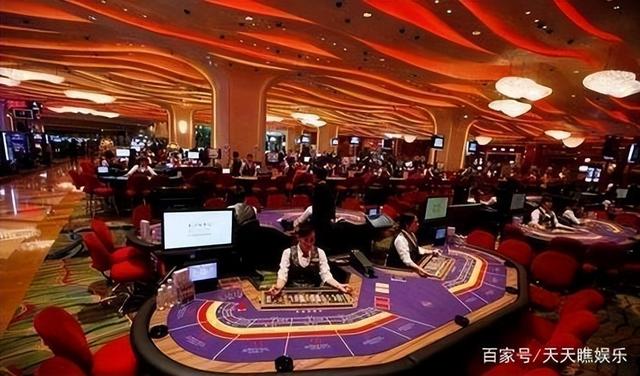 邓光荣为沈殿霞出头被人枪指头，2001年邓光荣晨跑被砍
