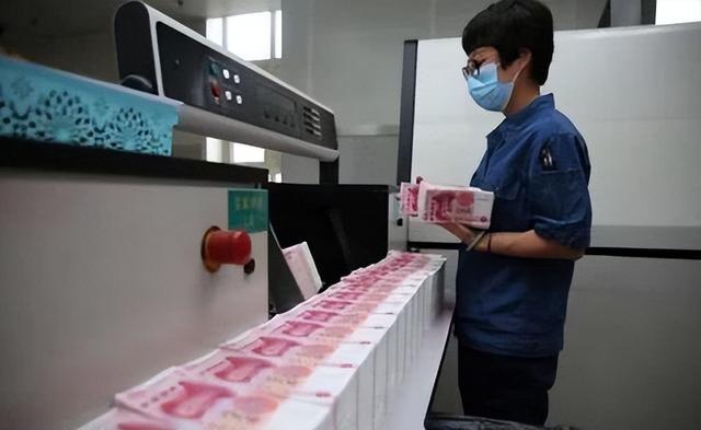 印钞厂员工一月能拿多少工资，印钞厂每月工资多少（为啥印钞厂工资才3千）