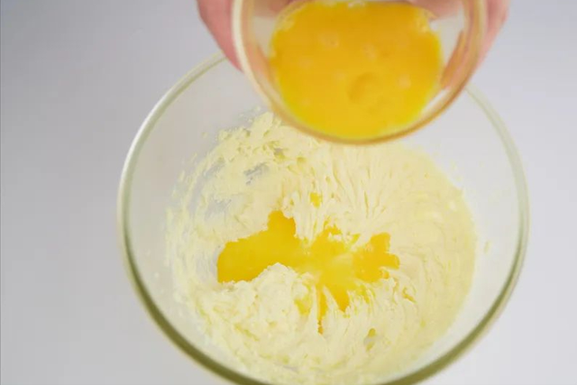 芝士可以生吃吗，奶酪片怎么吃生吃吗（自制宅家小零食）