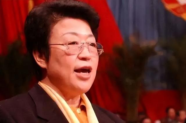曲婉婷母亲案哪一年，贪官母亲急用钱减刑