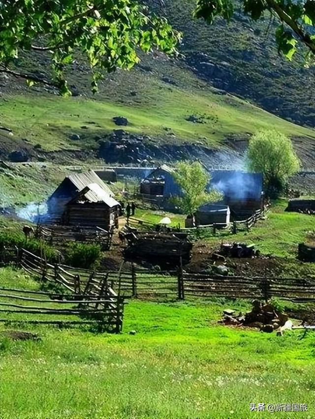 胡天八月即飞雪上一句，胡天八月即飞雪上一句诗句是什么（来这个中国西部最北端的乡小住一个月）