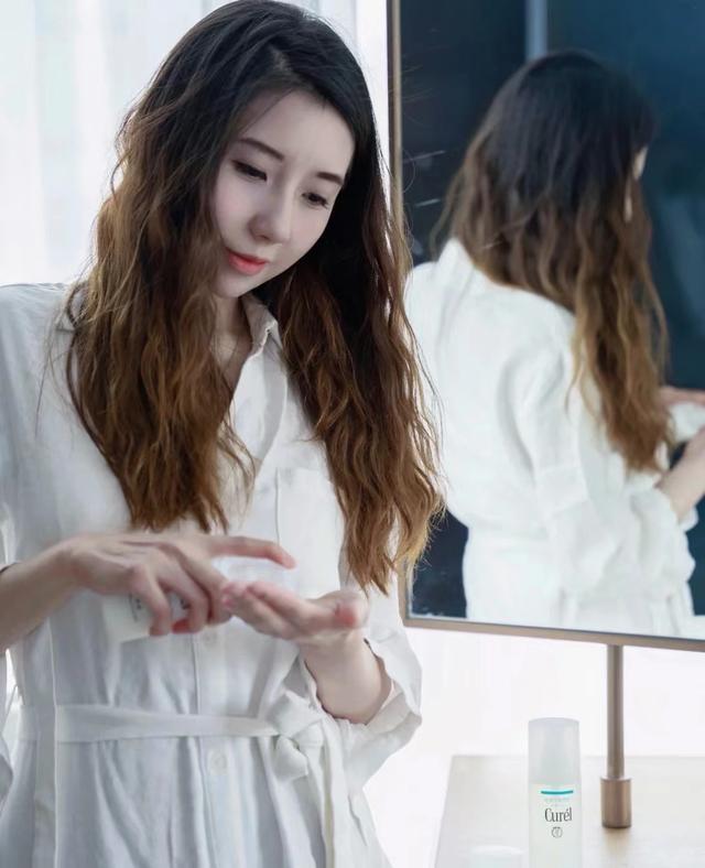 春夏护肤品什么档次，春夏用什么牌子的护肤品（春夏水乳测评：珂润温和）