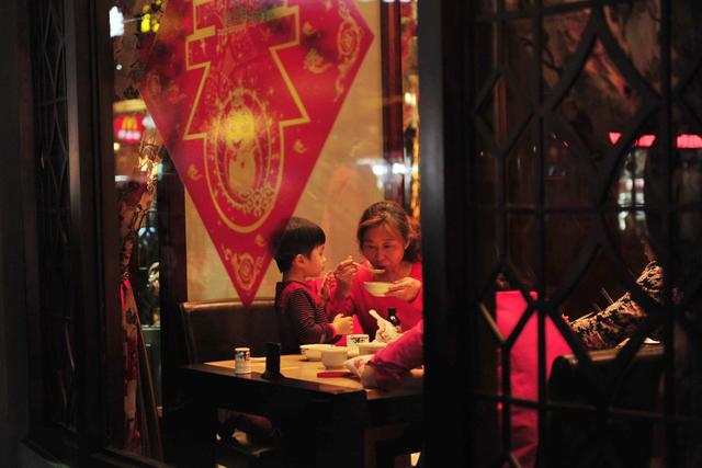 祝所有老师节日快乐暖心文案，祝老师元旦快乐的文案（兔年拜年祝福语大全）