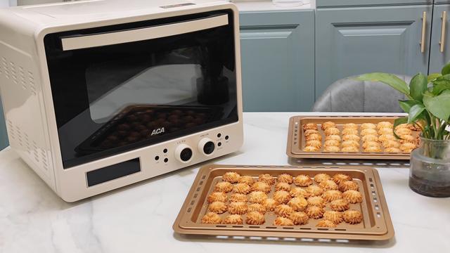 烤箱预热怎么操作，烤箱怎么预热（你就是朋友圈最靓的仔）