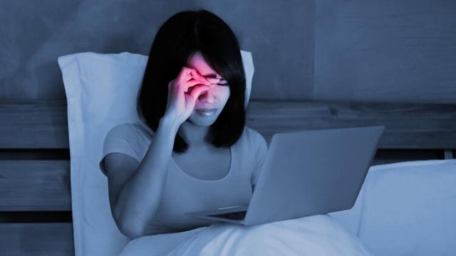 右眼睛跳动是代表什么意思，右眼跳是什么兆头（或是癌症或疾病的预警）