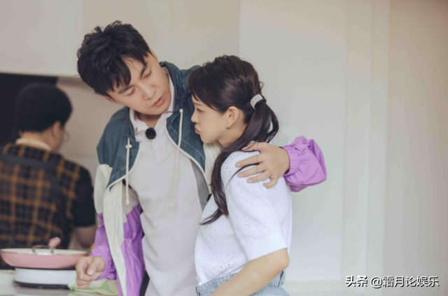 离婚13年后，再看伊能静，才明白她当年为何离开庾澄庆嫁给秦昊