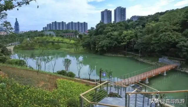 贵阳旅游攻略必玩的景点，贵阳市区旅游攻略必玩的景点推荐（贵州贵阳观山湖区值得游玩的旅游景点有哪些）