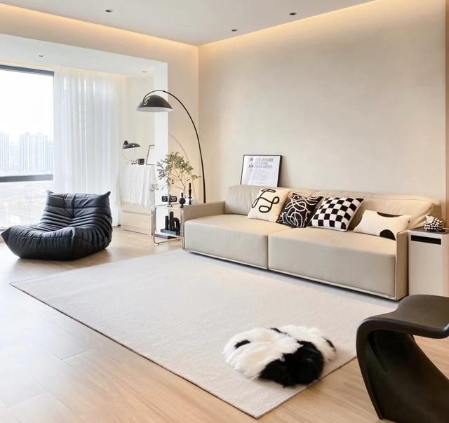 沙发买什么材质的好些，买布艺沙发什么材质好（质量这关肯定是过了）