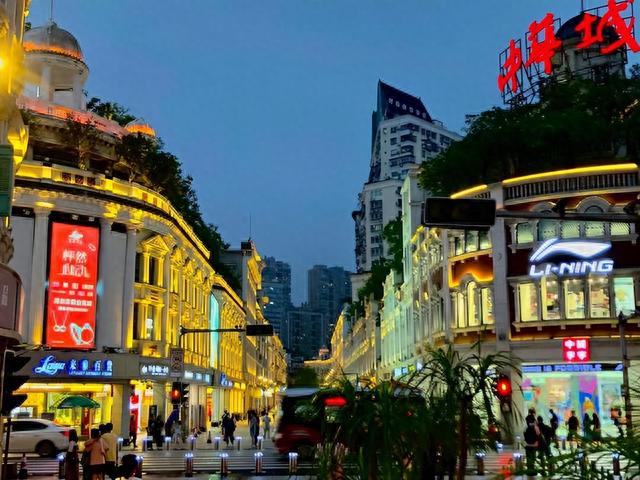 厦门中山路，多次改造升级，为何仍被吐槽失去特色，本地人很少去