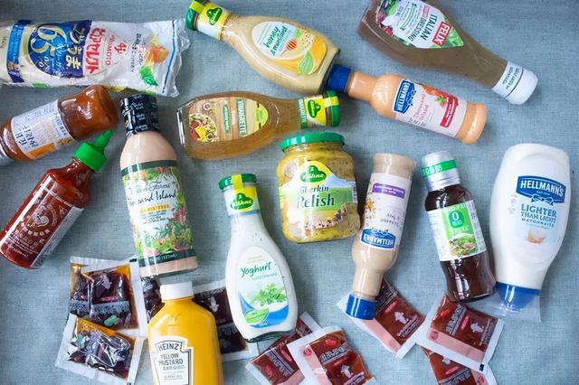 凯撒酱什么味道，凯撒酱是什么味道（美国超市常见的10种沙拉酱）