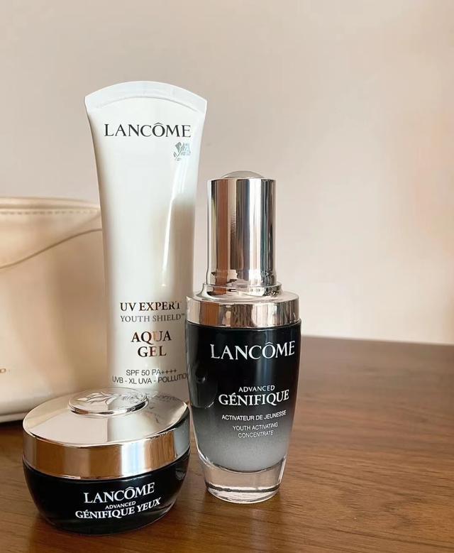 雅诗兰黛属于什么档次，雅诗兰黛在美国是什么档次（雅诗兰黛、兰蔻、SK2哪个好）