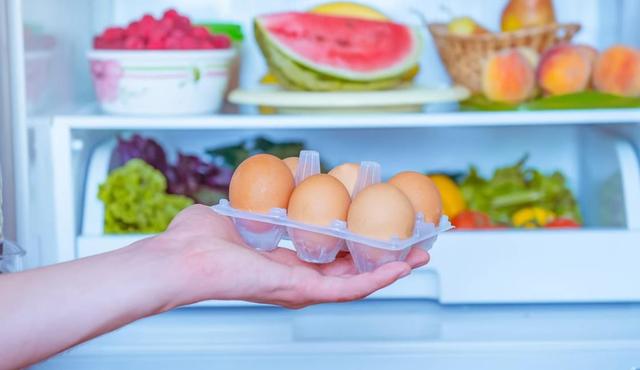 夏天鸡蛋能放多久，夏天煮熟的鸡蛋可以放多久（教你挑选新鲜的鸡蛋）