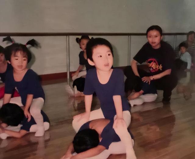 宁夏籍演员一览表，宁夏46岁“巨婴”郭冷