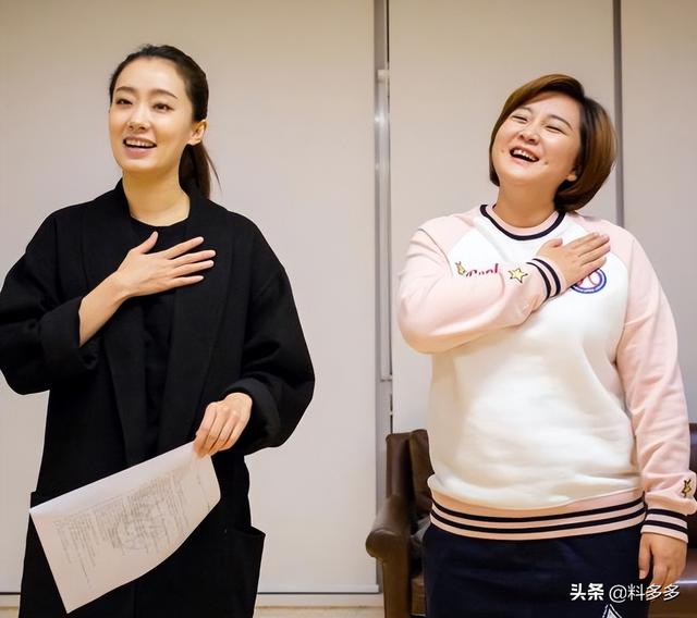 贾玲和张小斐关系为什么这么好 贾玲是张小斐的顶头上司吗
