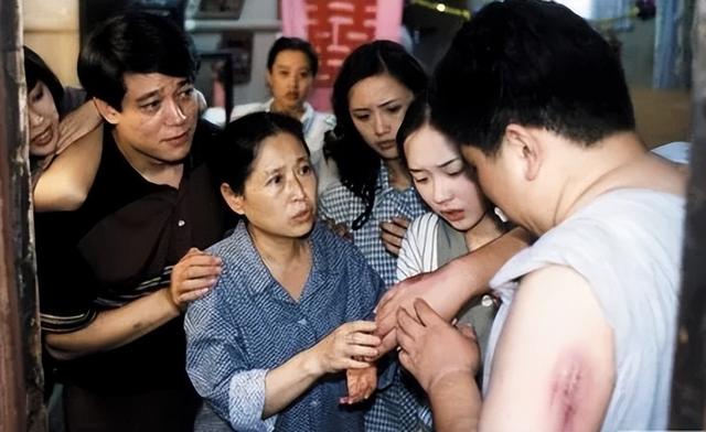 如此婚姻电视剧大结局，电视剧《如此婚姻》（近30年最好的10部家庭剧排次序）