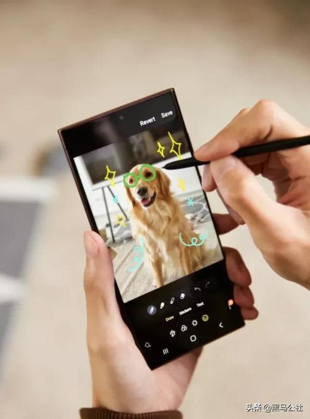 hd4000能玩英雄联盟吗，hd4000能玩LOL吗（三星S22系列发布）