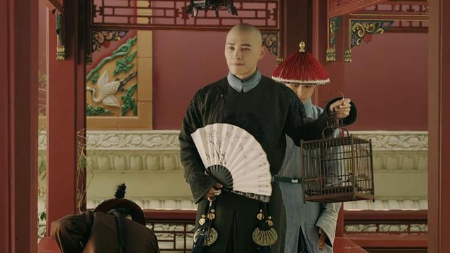 端妃的癫狂儿子，“戏精”弘昼为了活命，到底做了多少戏？