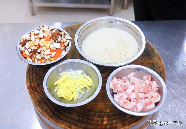 自热米饭怎么吃，如何吃自热米饭（简单几步就能上桌）