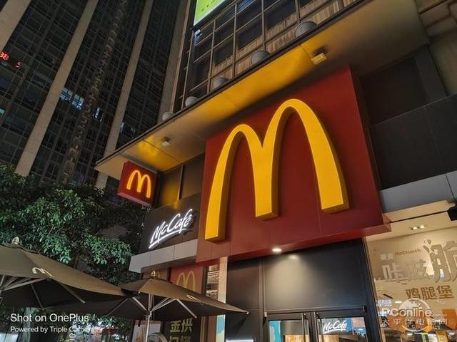 值得入手的一款手机推荐，高性价比手机怎么选