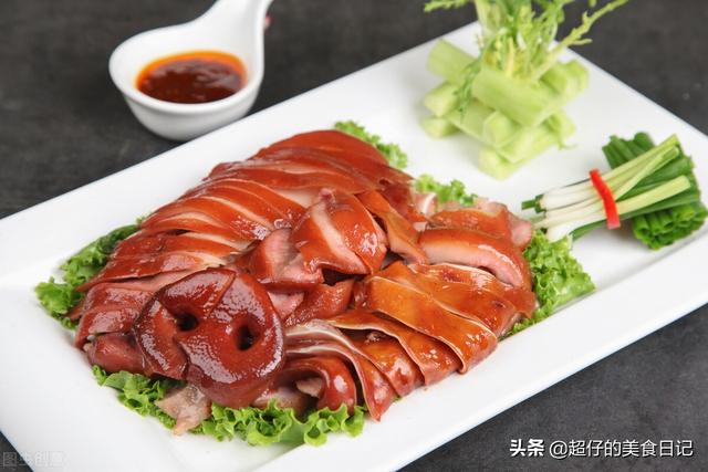 猪头肉怎样卤才能肥而不腻，猪头肉怎样卤才能肥而不腻吃（肥而不腻、酥烂鲜香、隔壁小孩都馋哭了）