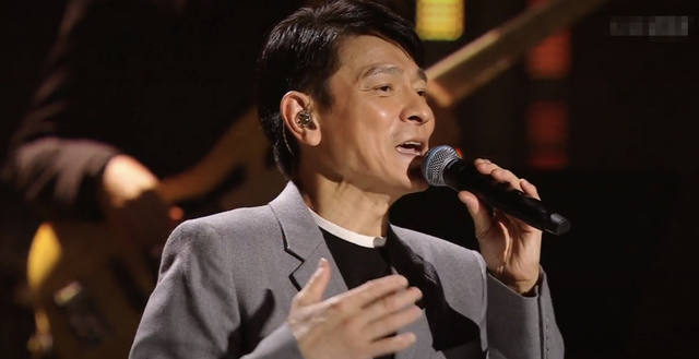 汶川地震募捐晚会，爱的奉献赈灾晚会（4亿人观看刘德华线上演唱会）