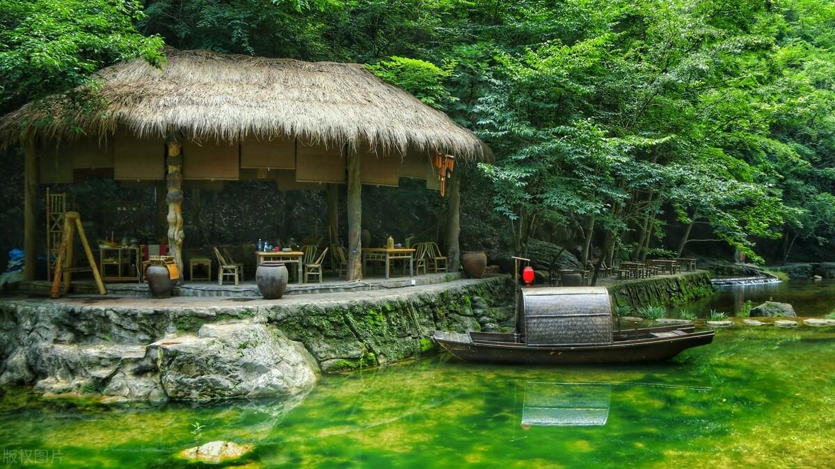 学校自我总结（年中个人工作总结优秀范本）