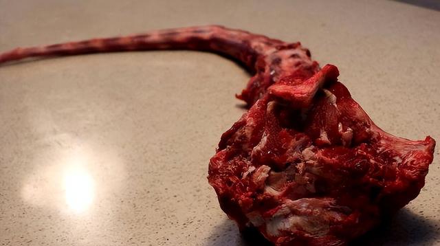 牛腩是牛身哪个部位的肉，牛腩是牛哪个部位的肉（内行人专挑“这4个部位”）