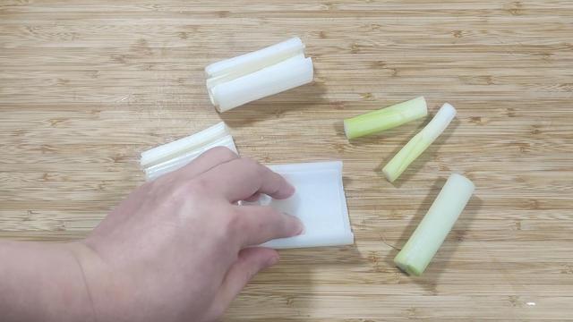 豆酱的做法，鸡蛋黄豆酱的做法（日销700份的炸酱秘方）