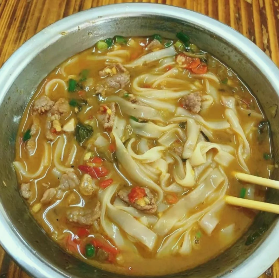 煎菜糍的做法，麻糍菜煎饼的做法（你平时都会吃些什么呢）