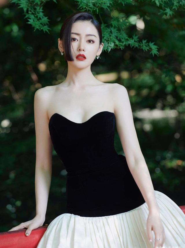 重生女强异能修仙古武空间，穿越古代有空间和异能的小说（推八本女强文）