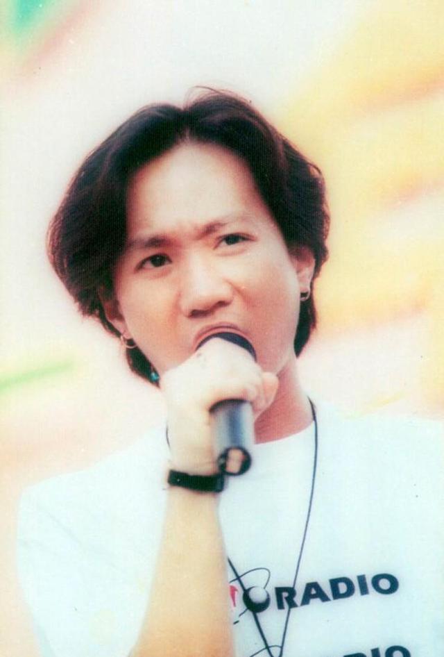 藏族歌曲大全100首，藏族歌曲（90年代十大金曲）