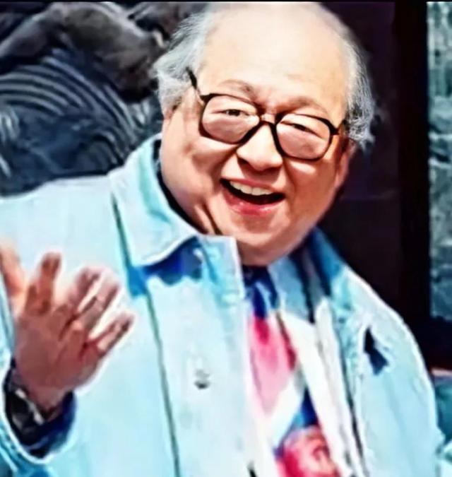 小兵张嘎简介，小兵张嘎简介30个字（《小兵张嘎》里的胖翻译叫王澍）